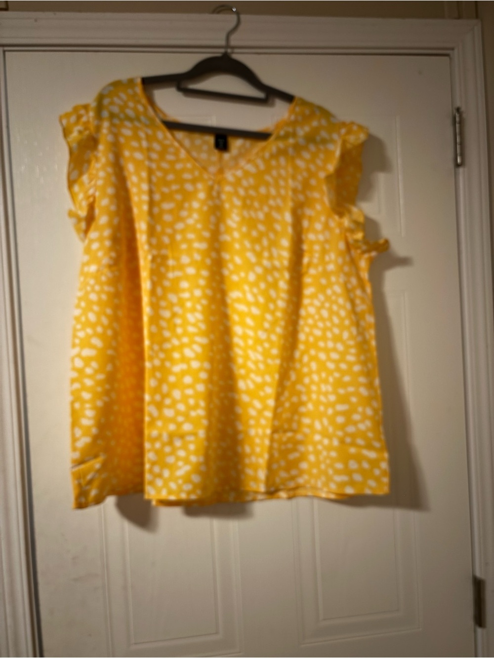 Women’s Yellow Dot Ruffle Sleeve Top
